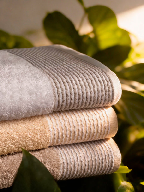 Xperience Hotel Polystripe Arena Towel 550 Gsm