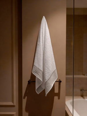 Xperience Hotel Beige Polystripe Towel 550 Gsm
