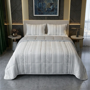 Orbe White - Grey Comforter Quilt